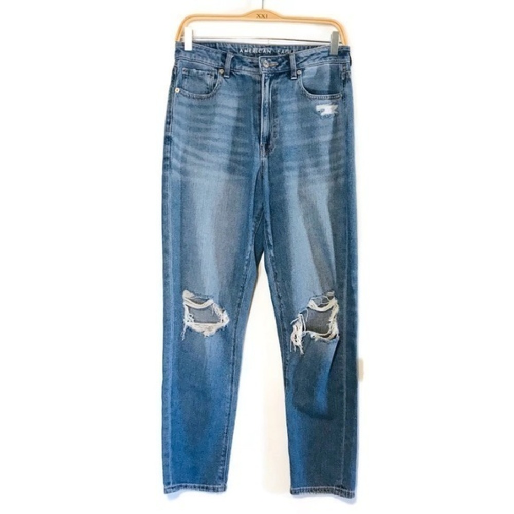 American Eagle Distressed Mom Jeans High Rose Comfort Waistband Womens size 6 28